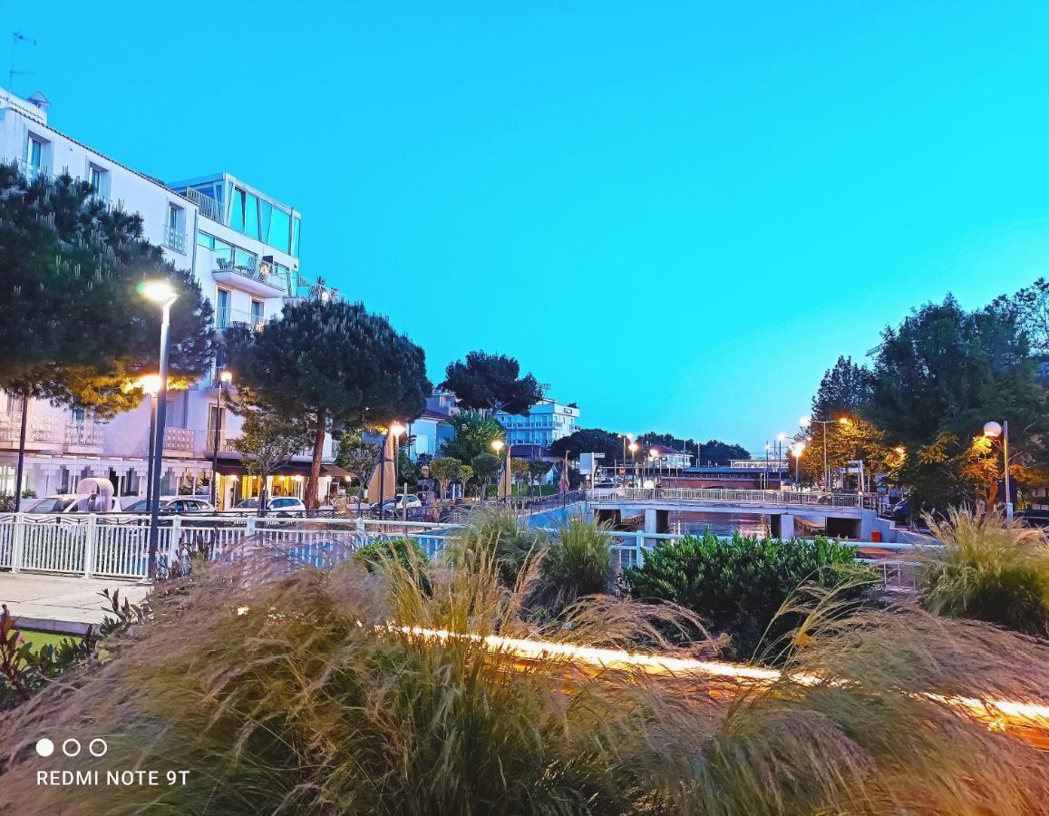 Hotel Garisenda B&B - In Centro A Riccione - Extérieur photo